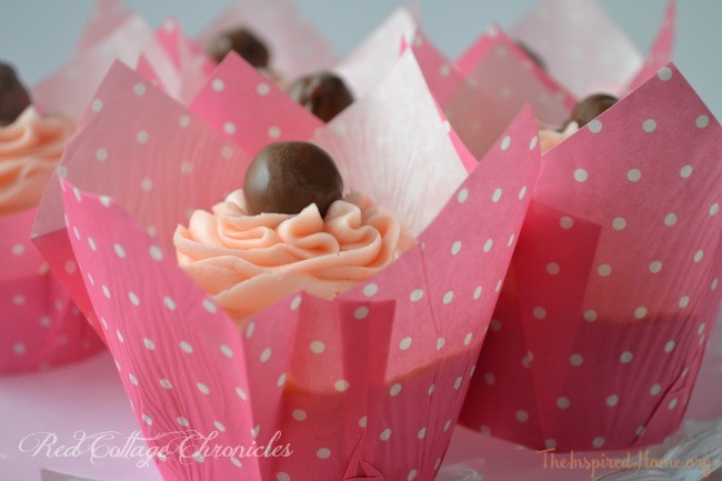 Valentine's Day Chocolate Cherry Cupcake recipe
