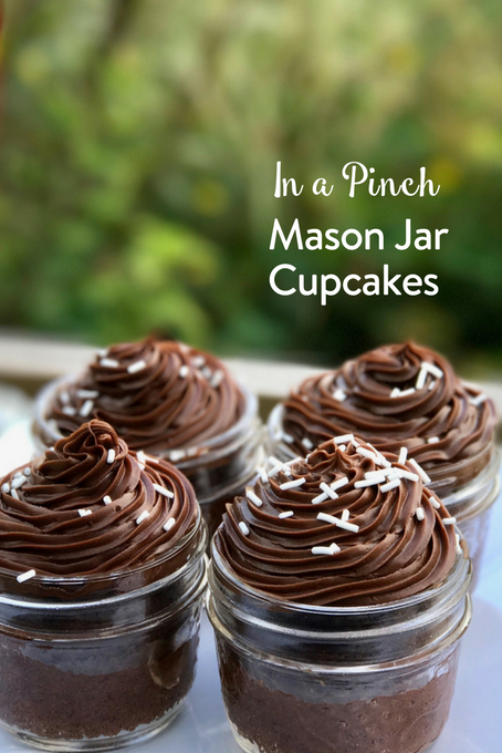 TheInspiredHome.org // Need a dessert that looks fancy but whips up quickly? We've got you covered with these adorable mason jar cupcakes in a pinch.