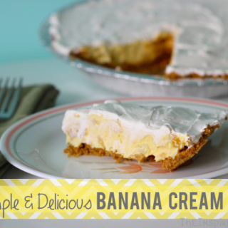 TheInspiredHome.org // Simple & delicious banana cream pie recipe using minimal ingredients including pudding and Cool Whip!