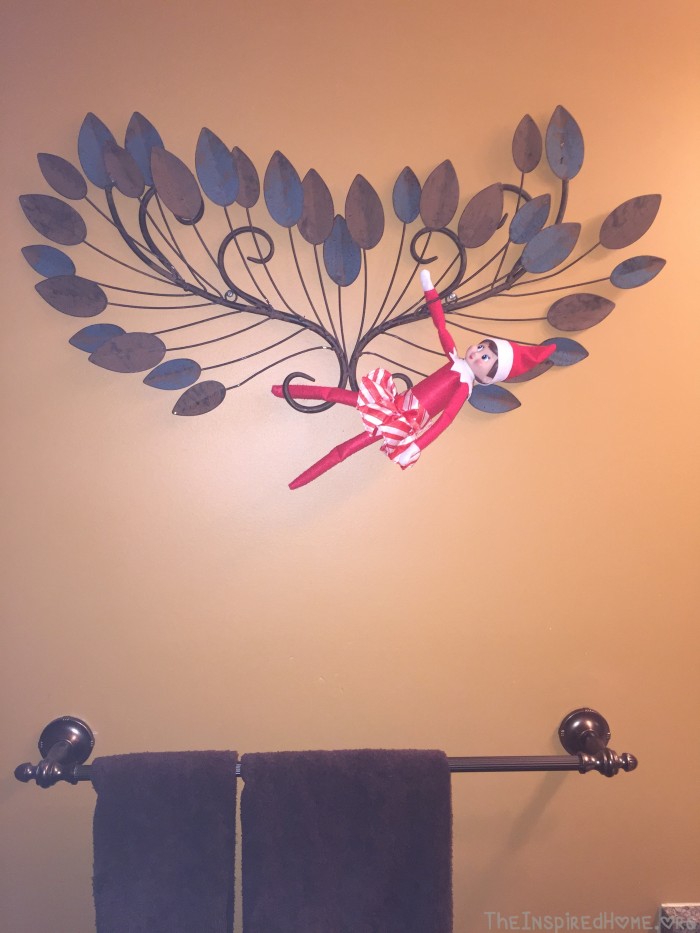 TheInspiredHome.org // 2 Minute Toddler-Approved Elf on the Shelf Ideas
