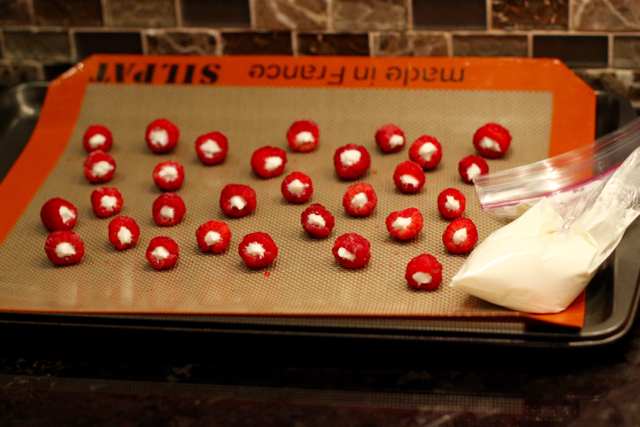 yogurt raspberries - 1