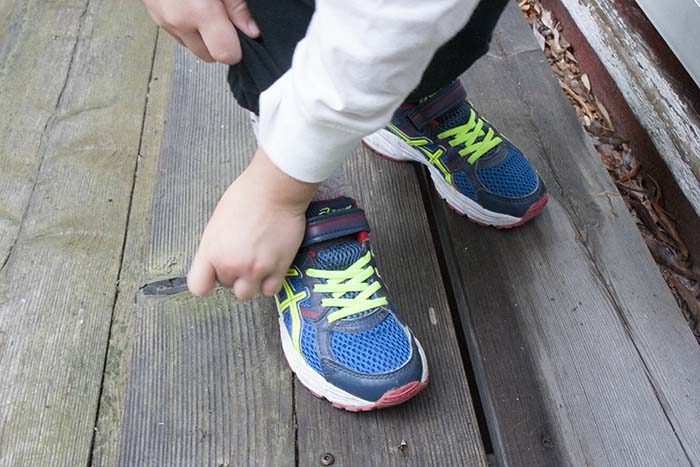 TheInspiredHome.org // Back To Runners. Easy Strap Velcro makes it simple for kids to do up their own shoes.