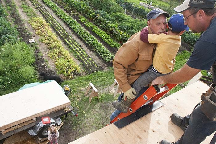 fireman-carry-up-the-ladder