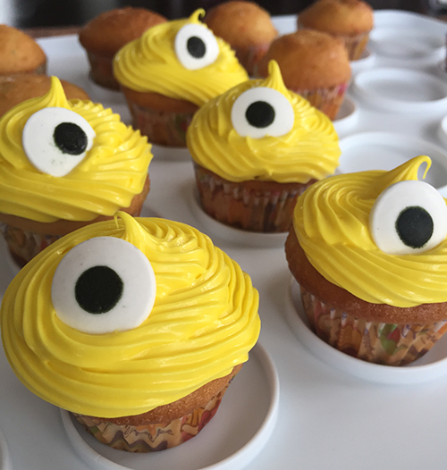 minion-cupcakes