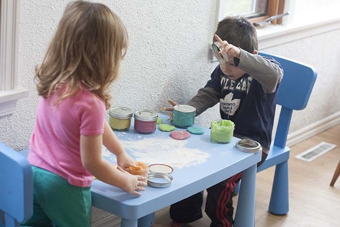 playing-with-playdough
