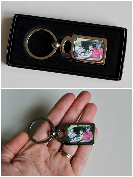 TheInspiredHome.org // Memorable Holiday Photo Gifts for the hard-to-buy-for people on your Christmas list. #ThinkSTAPLES