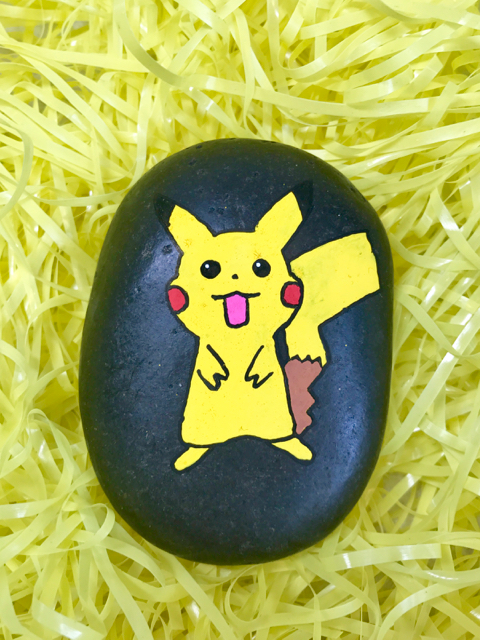 TheInspiredHome.org // Pokemon Go Easter Eggs. Dollar store DIY some adorable Pokemon eggs for your pokemaster this Easter!